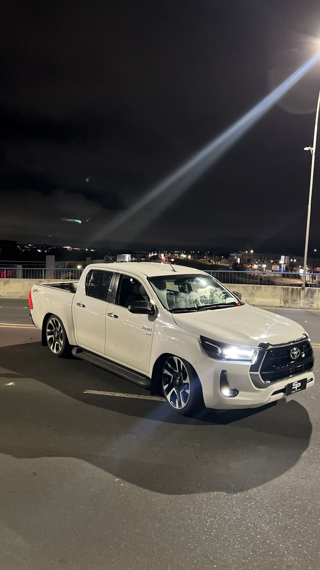 HILUX OU 150.000,00